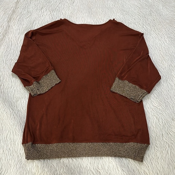 Chico's Travelers brown gold slinky Top size medium - Picture 7 of 7